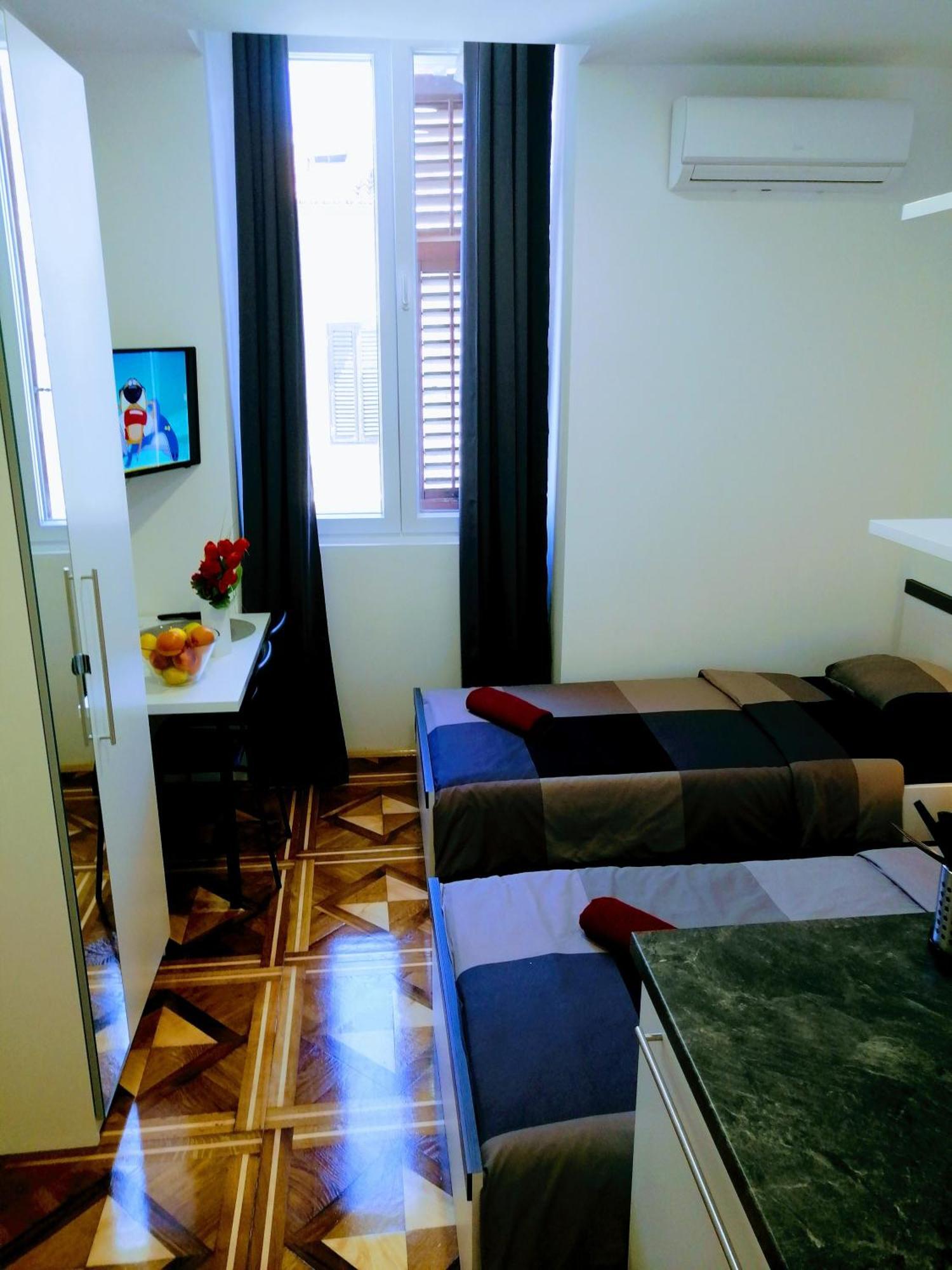 Pula-center Apartman *